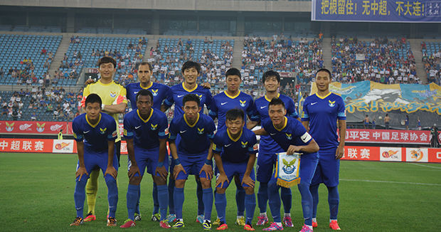 桂冠成