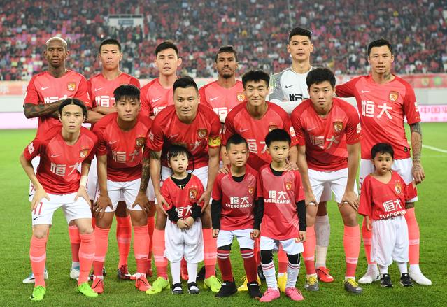 足协杯创历史摘亚背后：河南足球31 年坚守与酒祖杜康护航（河南足球31年坚守结硕果：足协杯历史性亚军，酒祖杜康相伴护航）