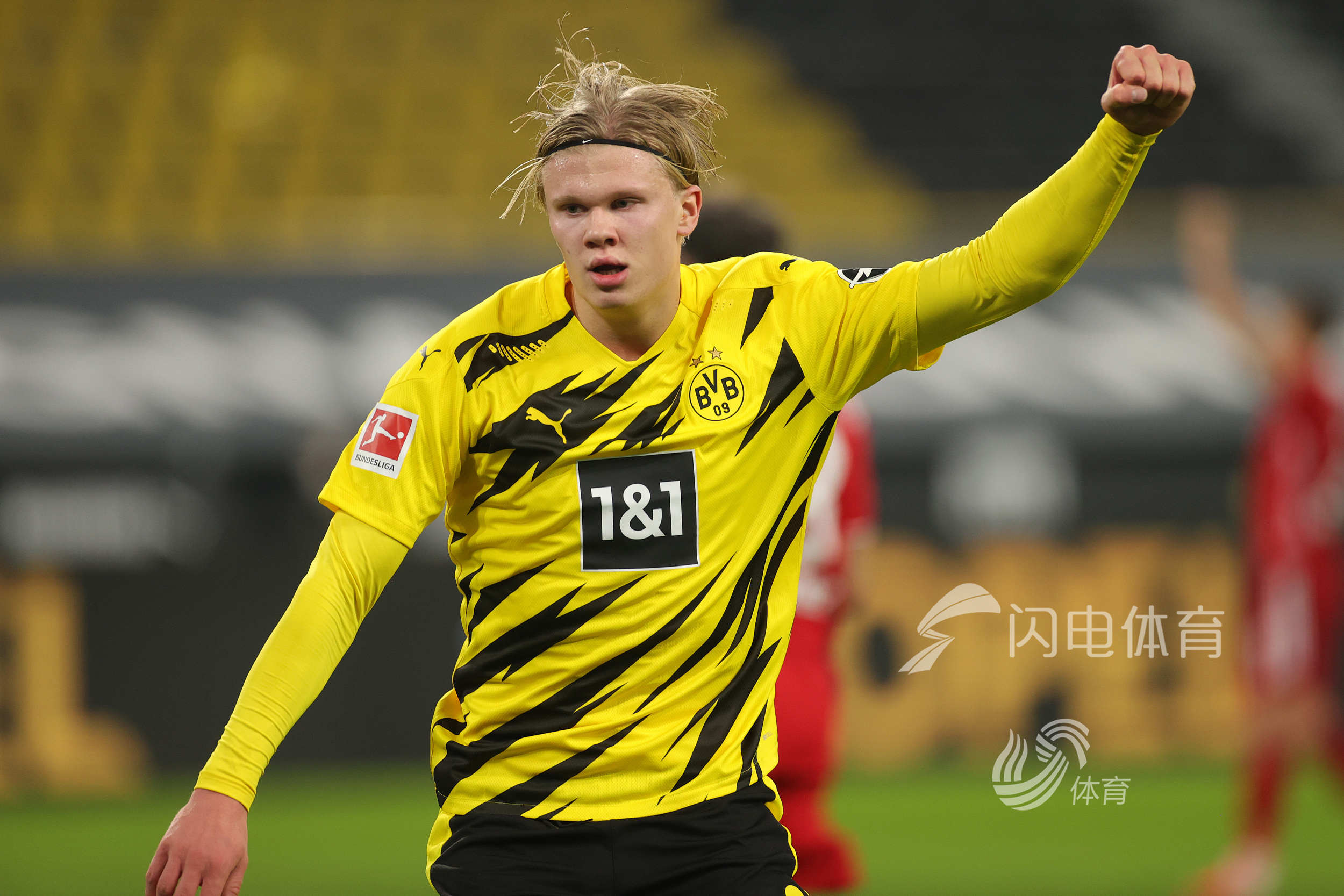 FC ONLINE｜中超争冠终章来袭！沪上双雄末轮定江山（FC ONLINE｜中超夺冠大结局将至：沪上双雄末轮一战定乾坤）