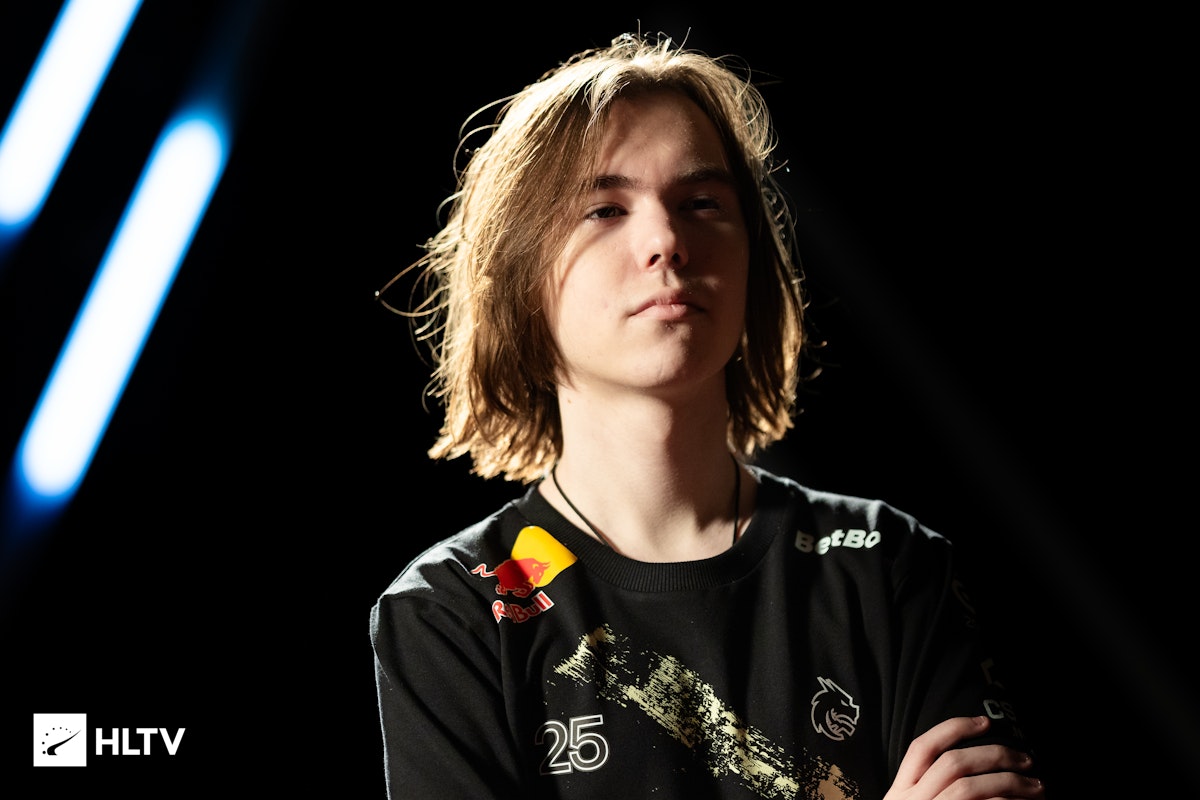 Kakao Nightmare 轻松突破 Wolf X Rambo 和 Burning Puff 团队轻松赢得第一场比赛